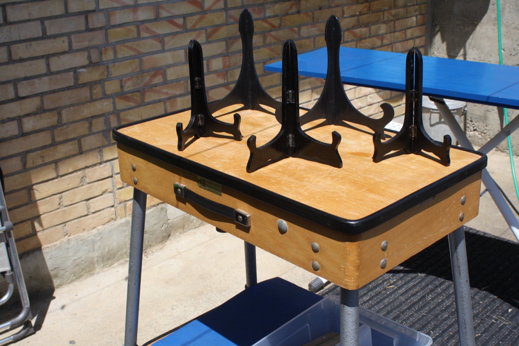 Altro in Decorazioni & Accessori: HALTER STÄNDER FÜR SAMMELTELLER USW. – Usato da Wauwil venduto da Pneuedy 1