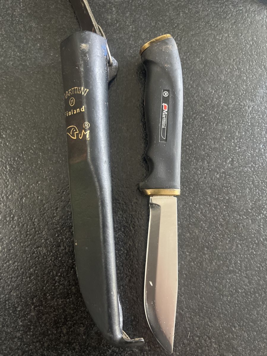 Accessoires: Marttiini Messer mit Scheide Finnland gebraucht – D'occasion à Brienz BE par hey_z9vg
