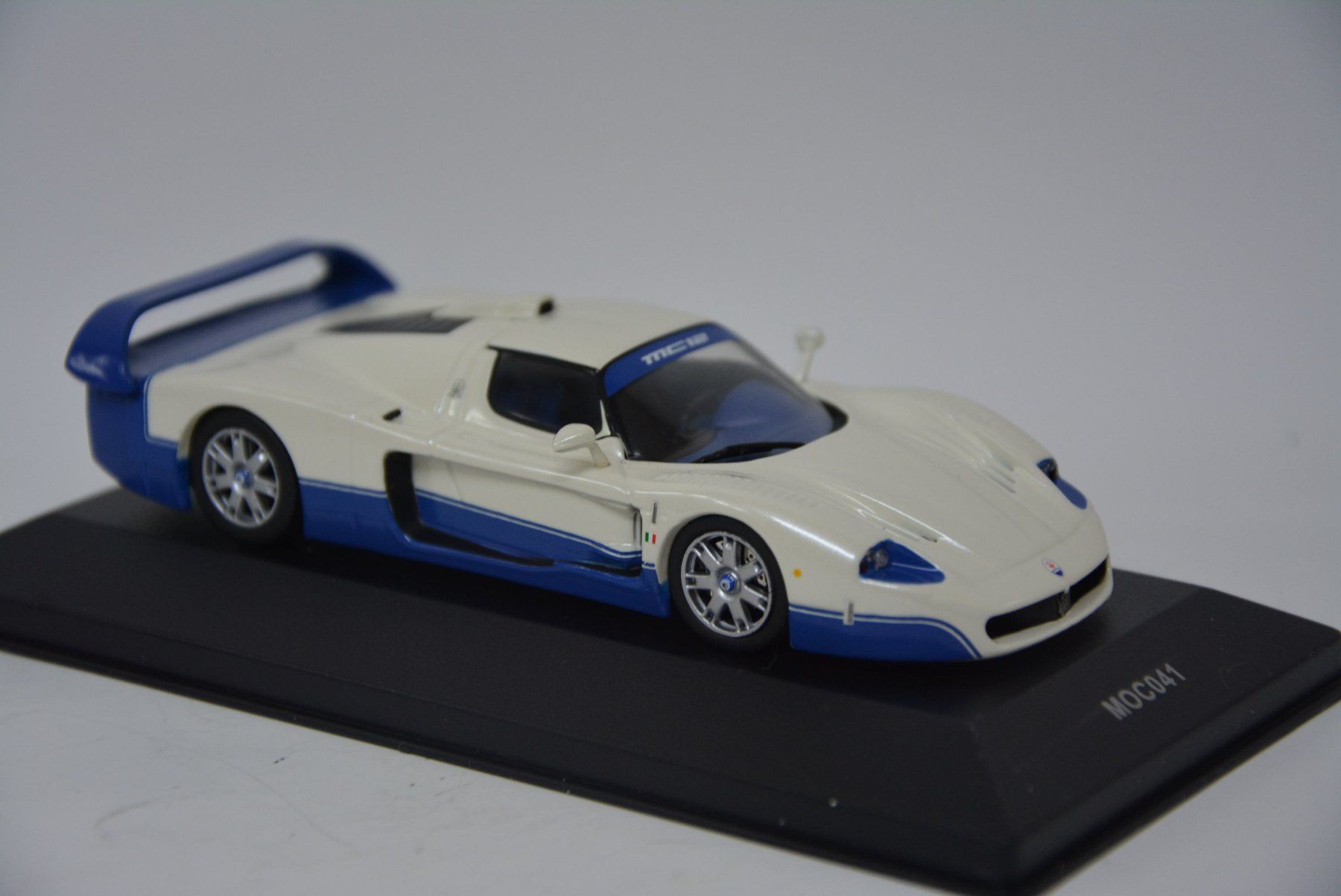 Maserati Modellini d'auto: Maserati MC12 2004 , iXO , 1:43 – Nuovo e nell'imballaggio originale da Goldach venduto da Feivel9 4