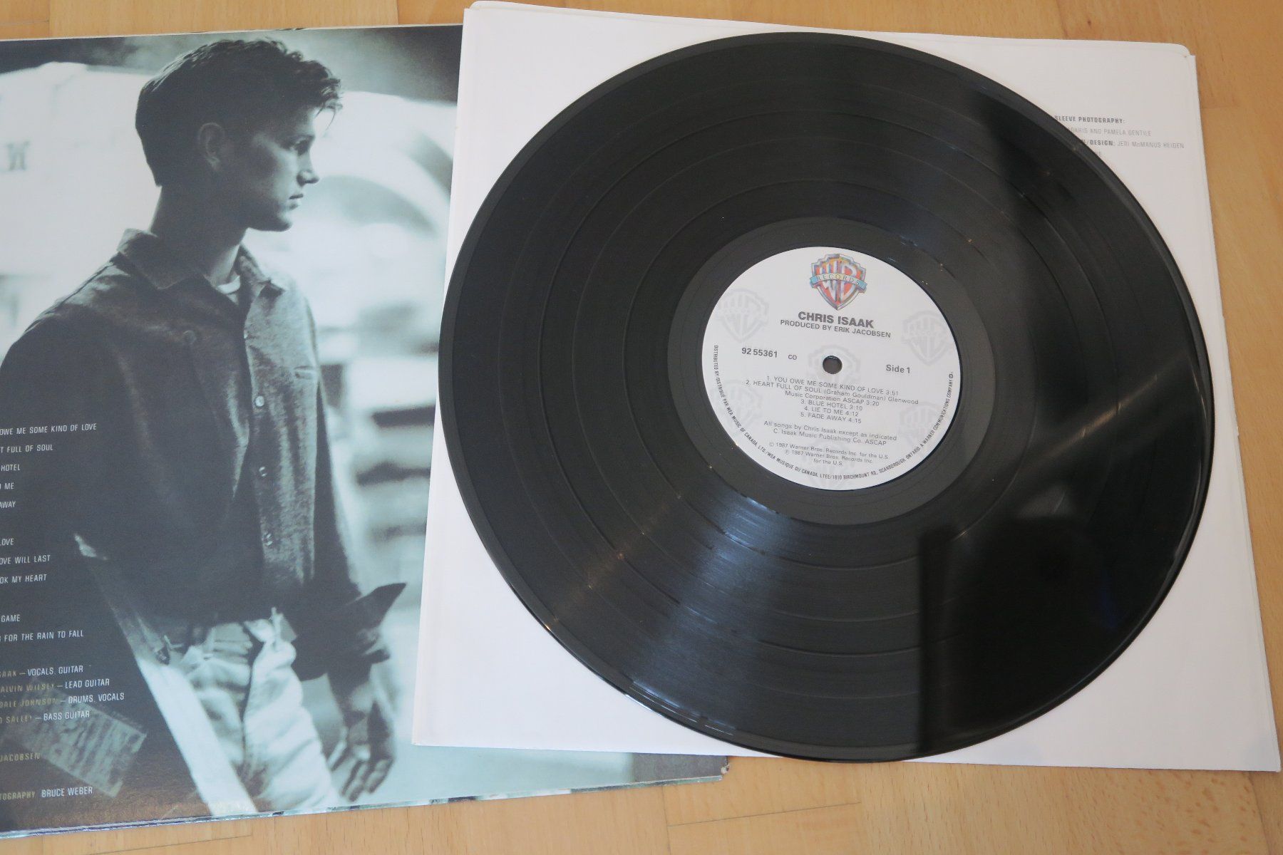 Dischi in vinile: Chris Isaak – Chris Isaak – Usato da Thun venduto da Karibu70 3