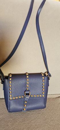 Blaue Handtasche mit goldenen Details - Top Zustand!