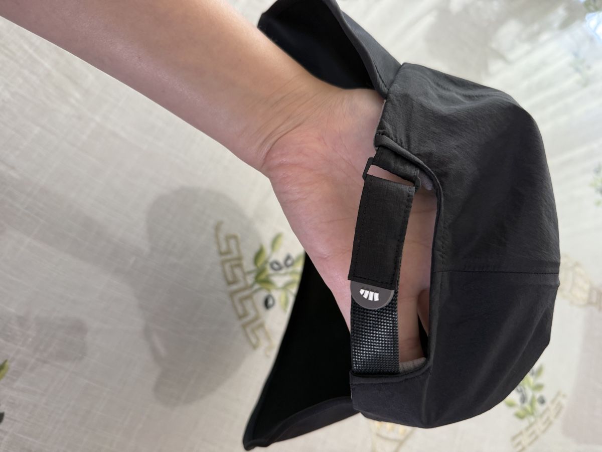 Copricapi, berretti & cappellini: Viral Beneunder Black Sun Hat UPF 100+ Wide Brim Adjustable – Usato da Zürich venduto da Eb_ 6