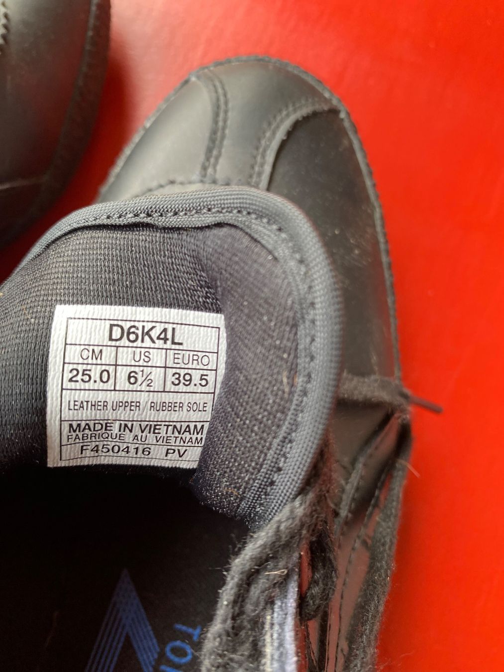 Onitsuka Chaussures hommes: Onitsuka Tiger Sneaker schwarz 39.5 – D'occasion à Küssnacht am Rigi par mir_hfn2 3