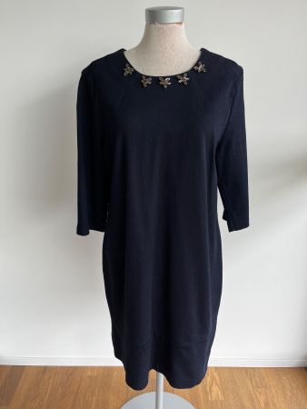 Kleid ZARA Basic bestickt Gr. L (ca. Gr. 38) - NP: 60.-