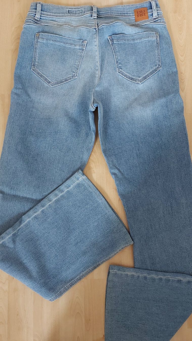Jeans: RIANI JEANS gr,38 – Usato da Zofingen venduto da MasterPCI 4