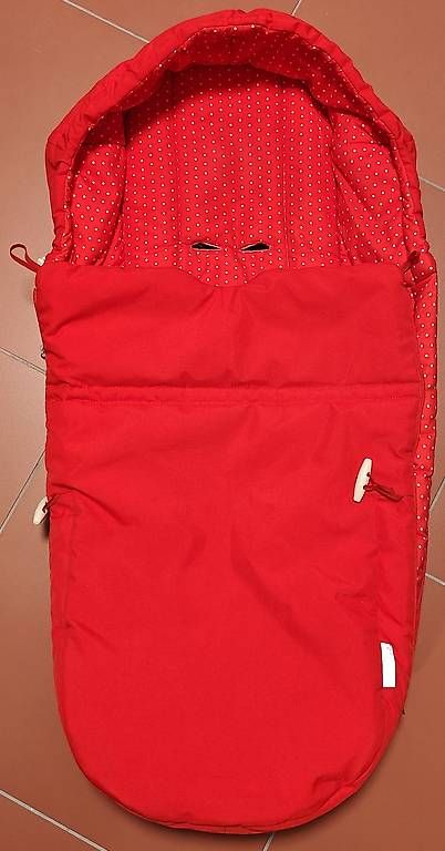 Sacchi a pelo: Chancelière Stokke rouge - Comme neuve – Usato da Lausanne venduto da Colinou