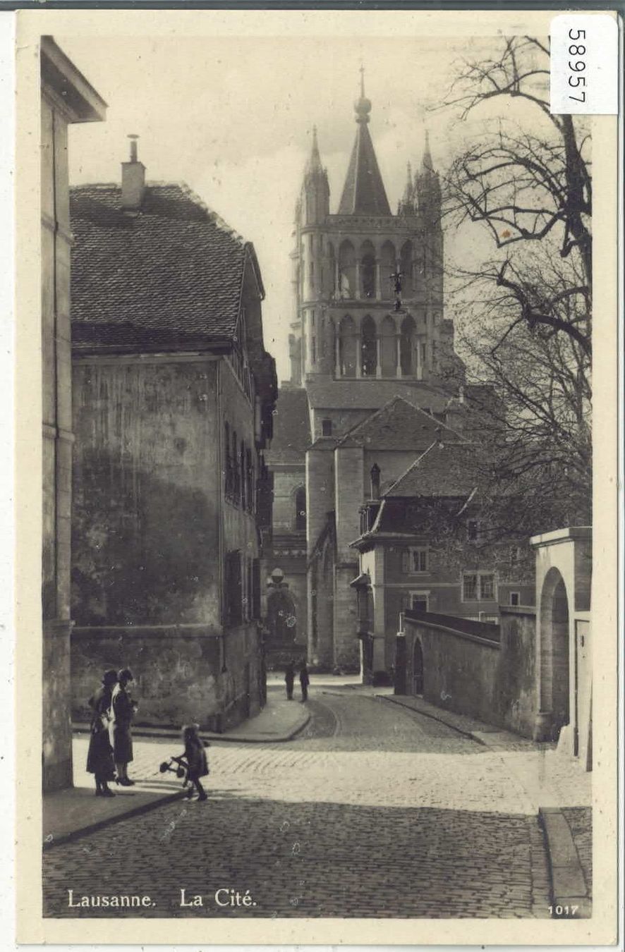 Cartoline postali: Lausanne - La Cite - animee – Usato da Ettingen venduto da Kartenplanet