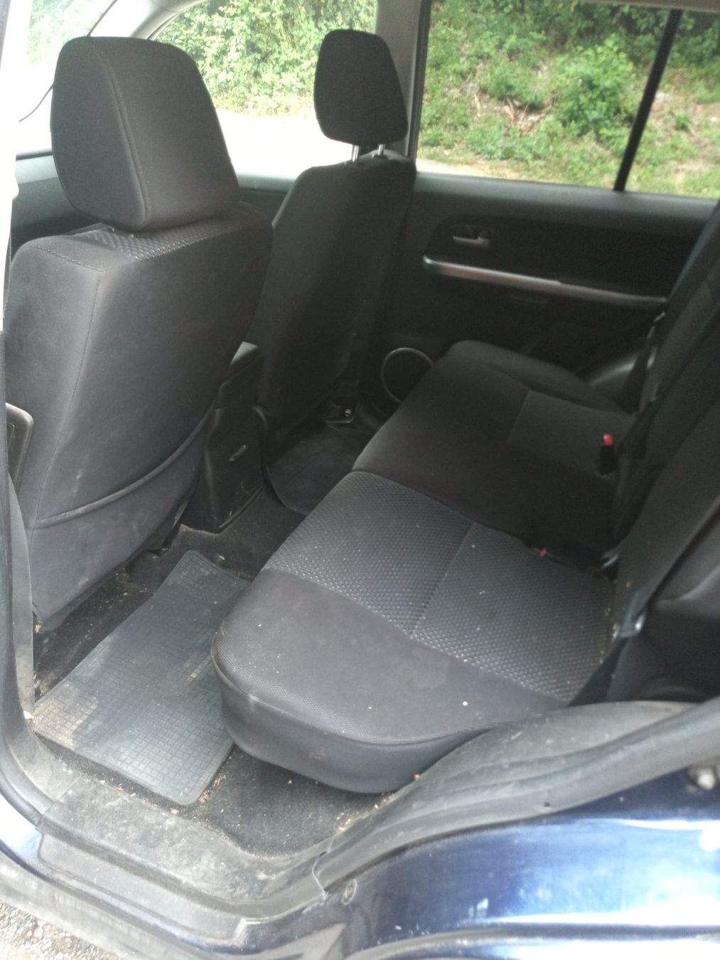 Suzuki Autos: Suzuki,Grand Vitara 1.9 – Défectueux à Altendorf par Klaus.123 4