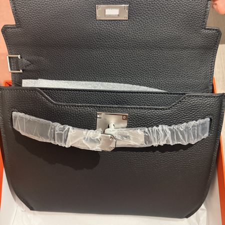 Pochette en cuire véritable