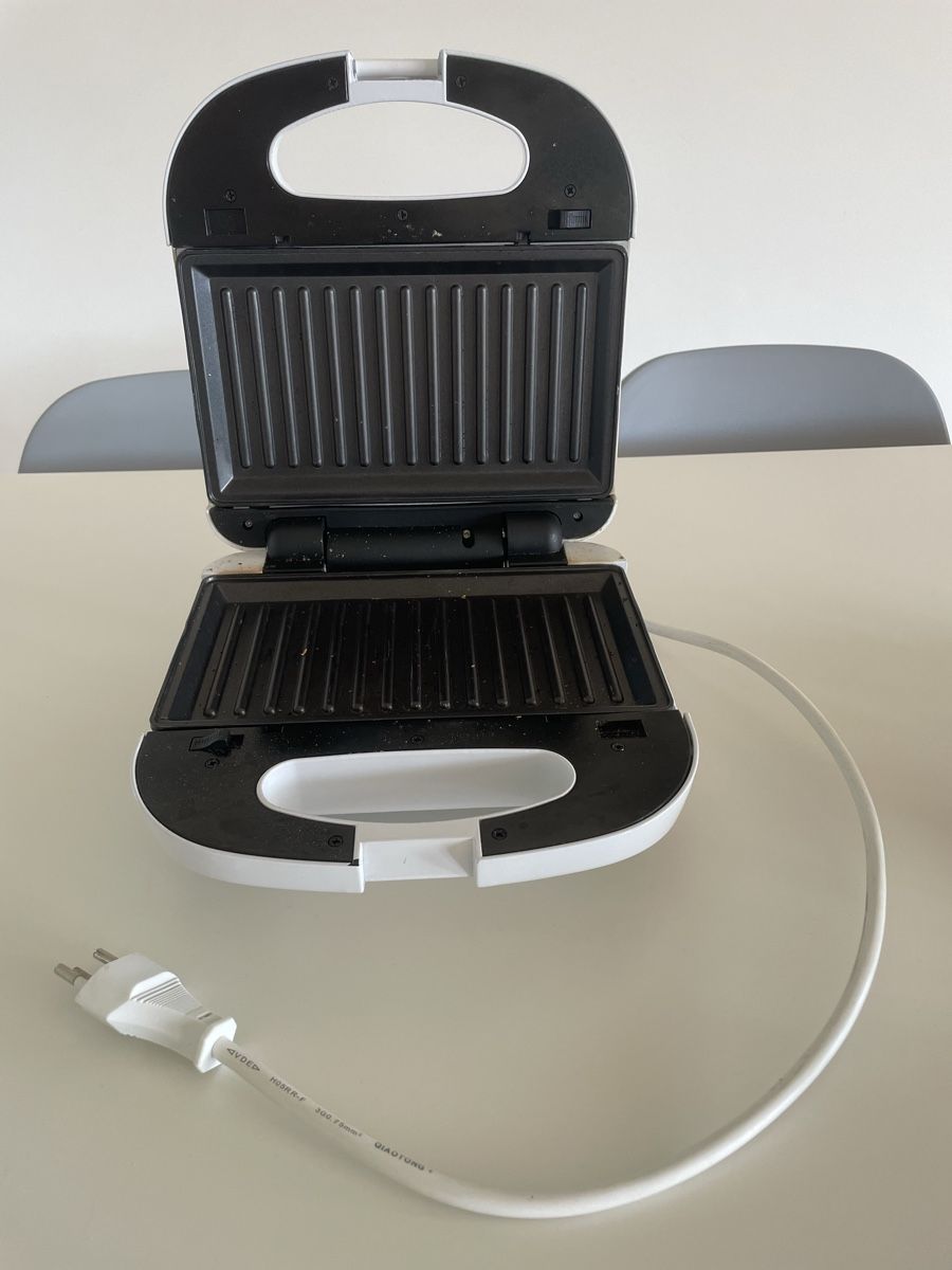 Appareils de cuisine: Toaster und Grill – D'occasion à Thalwil par Andieg 1
