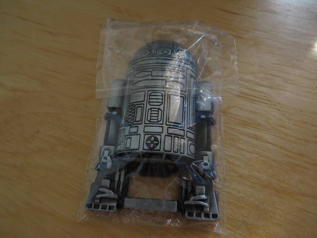 Statuette: Star Wars R2-D2 Flaschenöffner  Metall – Nuovo e nell'imballaggio originale da Pratteln venduto da lupo_cattivo