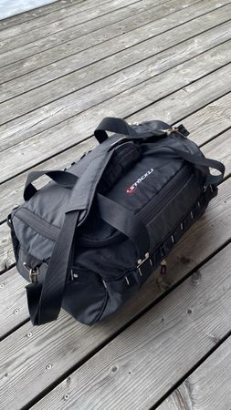 Stöckli Reisetasche/Sporttasche, neuwertig, schwarz!