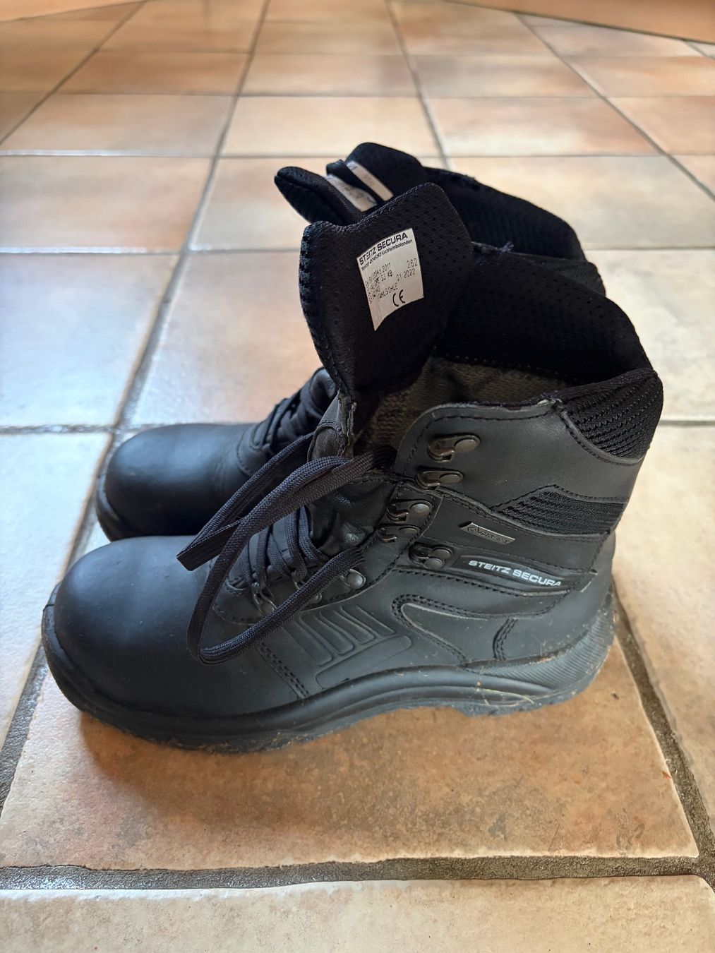 Chaussures hommes: Chaussure sécurité – D'occasion à Grand-Lancy par tbi_sk5l 1