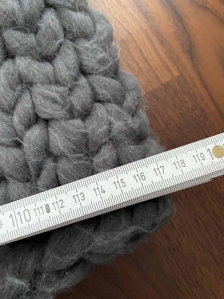 Coperte: graues Deko-Plaid – Usato da Fehraltorf venduto da Nadja0205 3