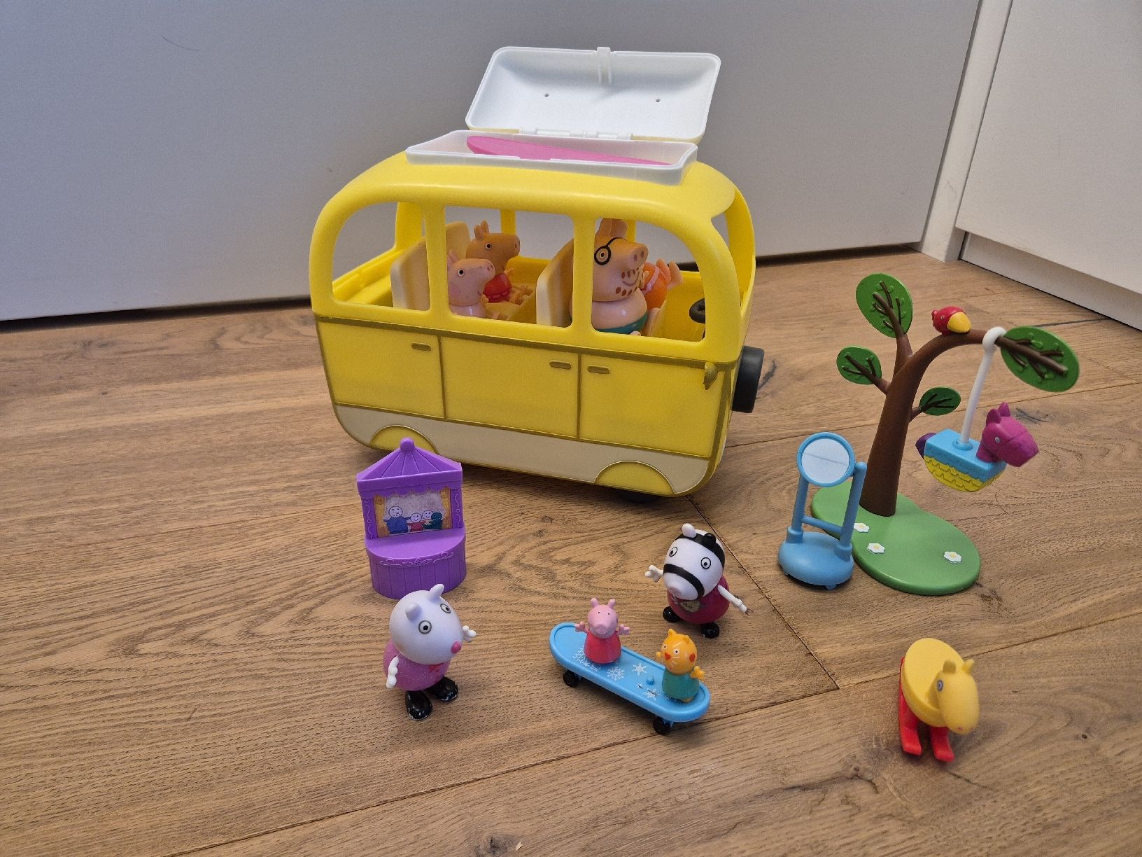 Giocattoli: Peppa Wutz Camper – Usato da Dübendorf venduto da Tolnaftat