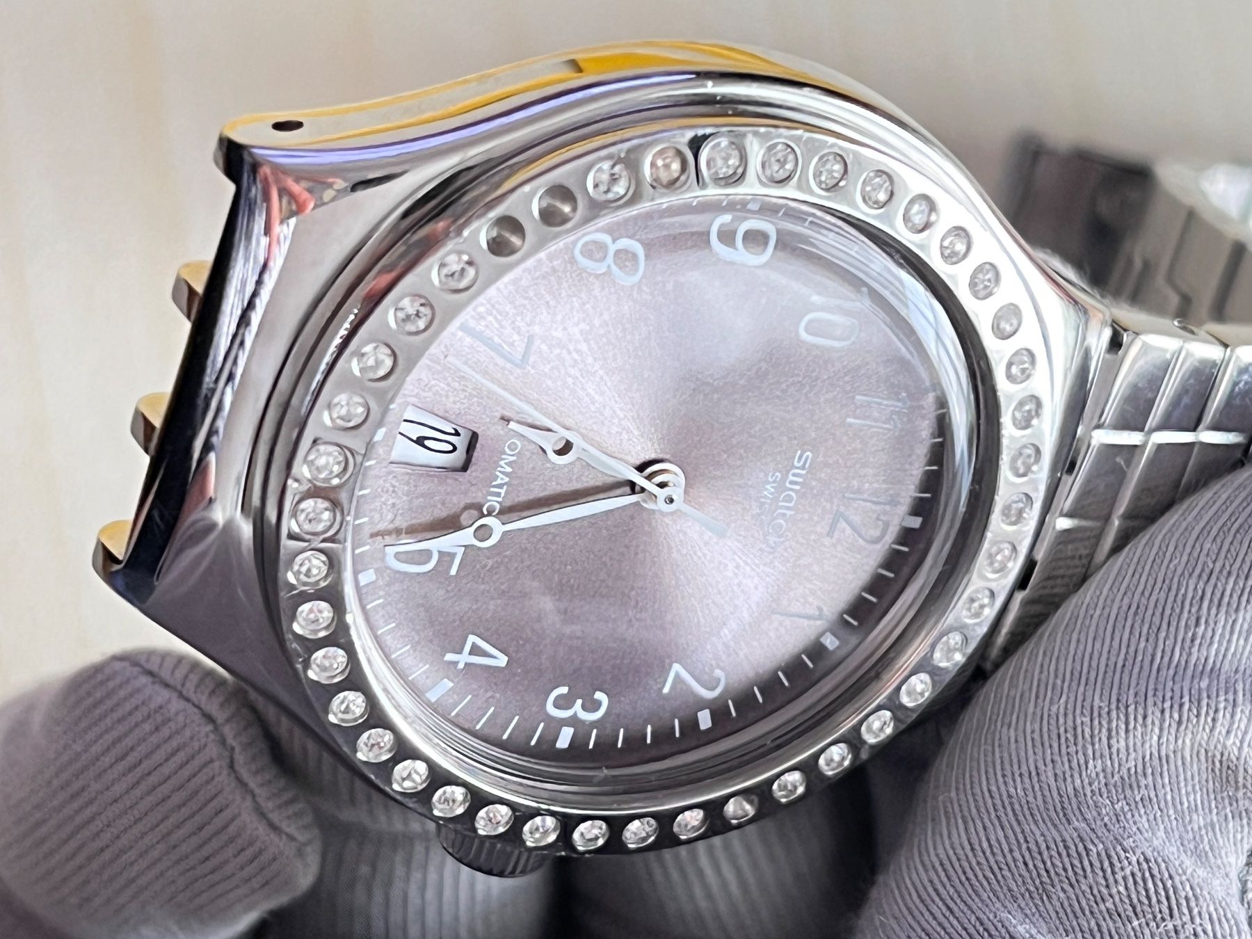 Swatch Uhren: Swatch Damenuhr Automatik Silber mit Steinen – Gebraucht aus Grenchen von chththl 1