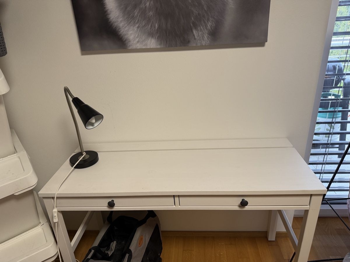 Bureaux: Bürotisch – D'occasion à Wetzikon ZH par moira.heierli 2