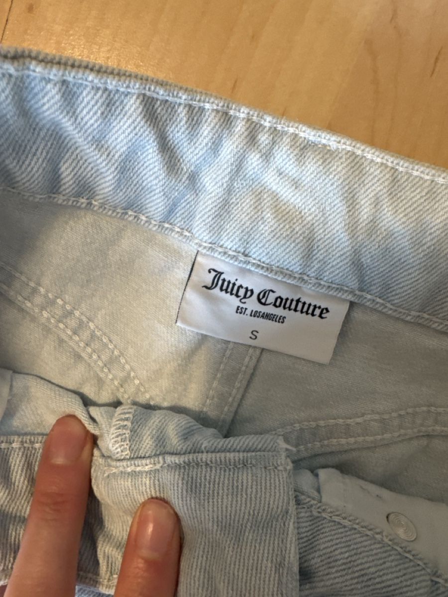 Juicy Couture Pantaloni: Hot pants S Juicy couture – Usato da Kloten venduto da vaanidalea 2