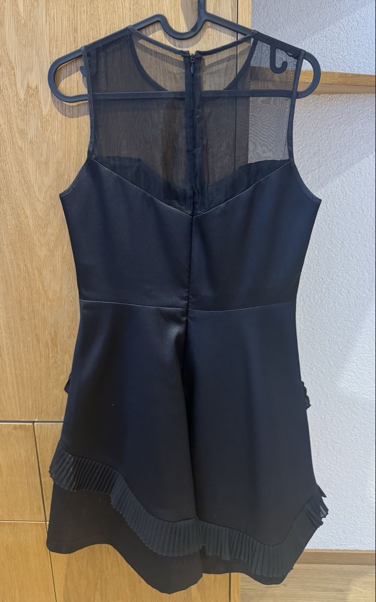 Sandro Vestiti: Sandro Black Dress – Usato da Dinhard venduto da emi_6jdk 1