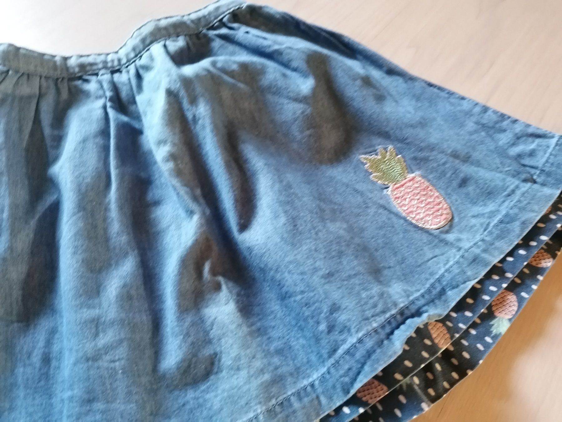 Vestiti & Gonne: Jupe – Usato da Montcherand venduto da petiteoune75 2