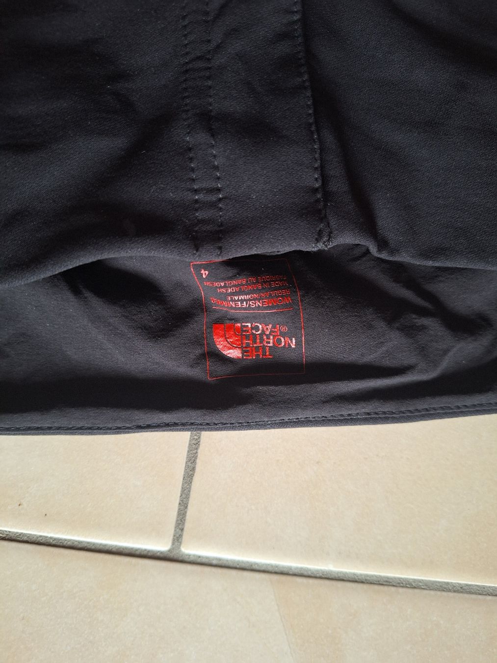 North Face Pantaloni: North Face Damen Skihose schwarz – Usato da Glattbrugg venduto da Rene1766 1
