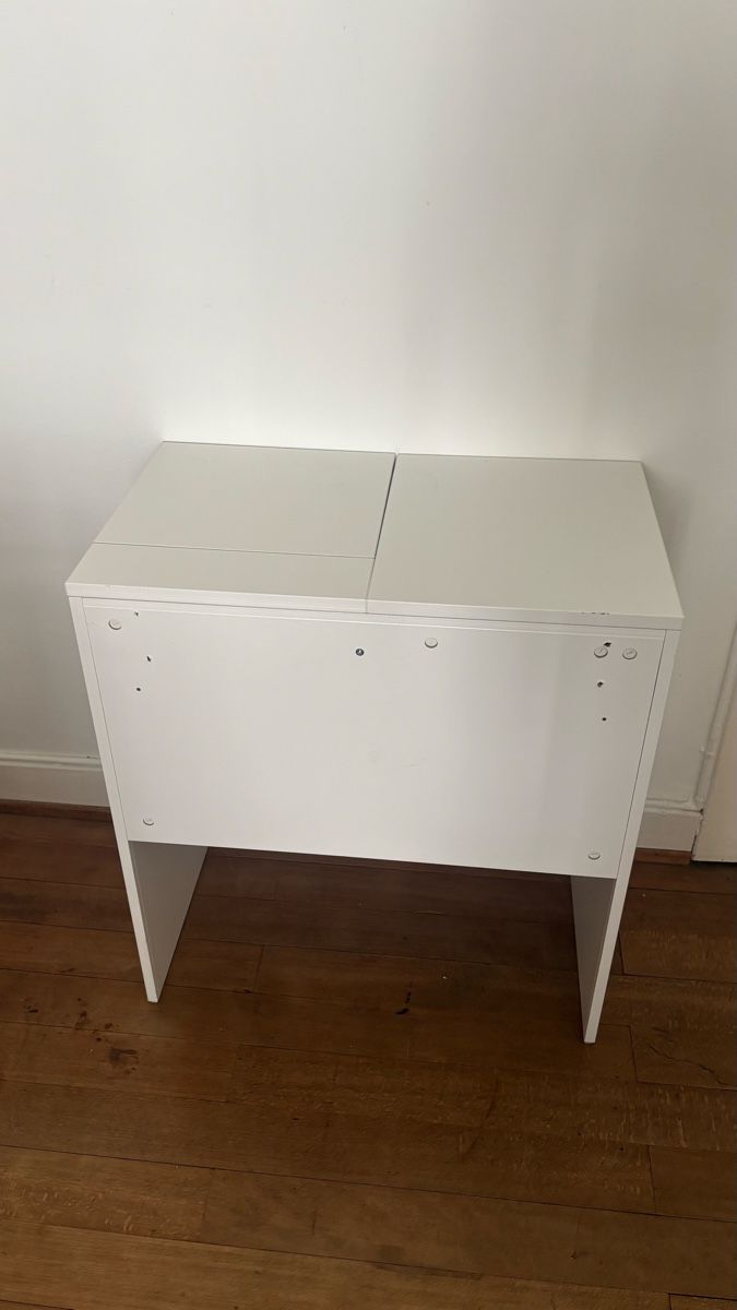 Ikea Tavoli da trucco: Frisiertisch / schminktisch / kleiner Tisch – Usato da Basel venduto da mar_85m9 4