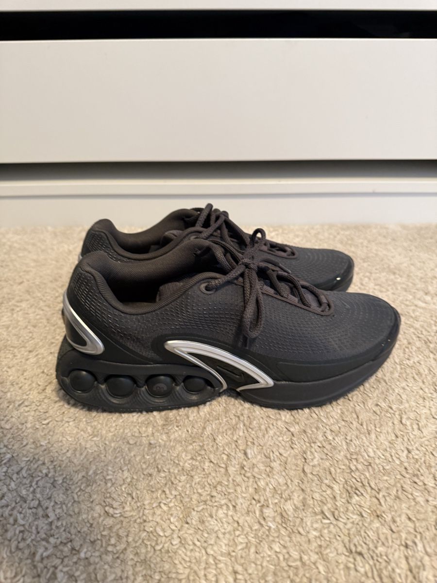 Nike Scarpe da uomo: Nike Air Max DN – Nuovo (secondo la descrizione) da Brigerbad venduto da fab_688m 1