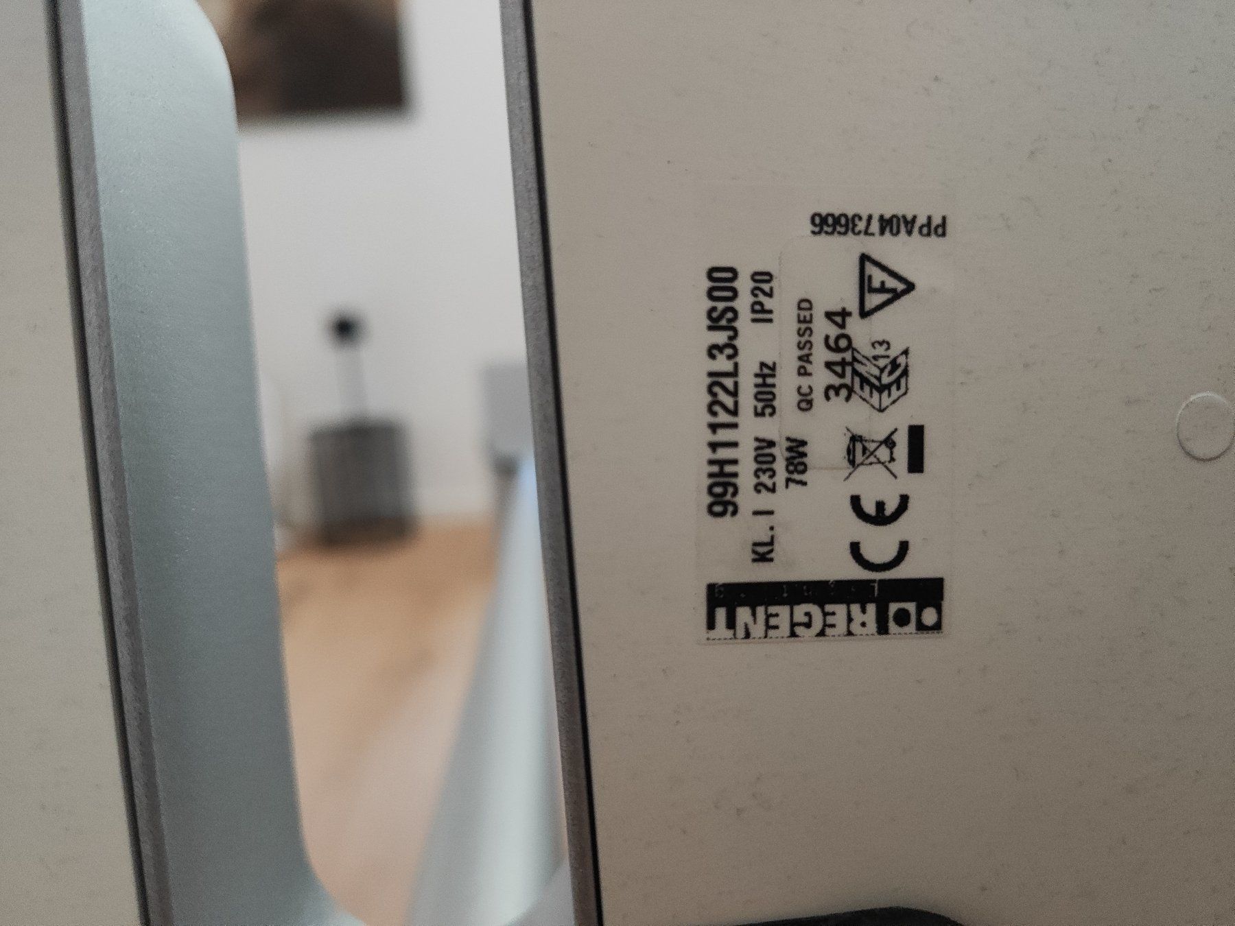 Regent Lampade: Stehleuchte Doppelkopf Regent TWEAK LED Stehlampe – Usato da Magden venduto da Hbu 4