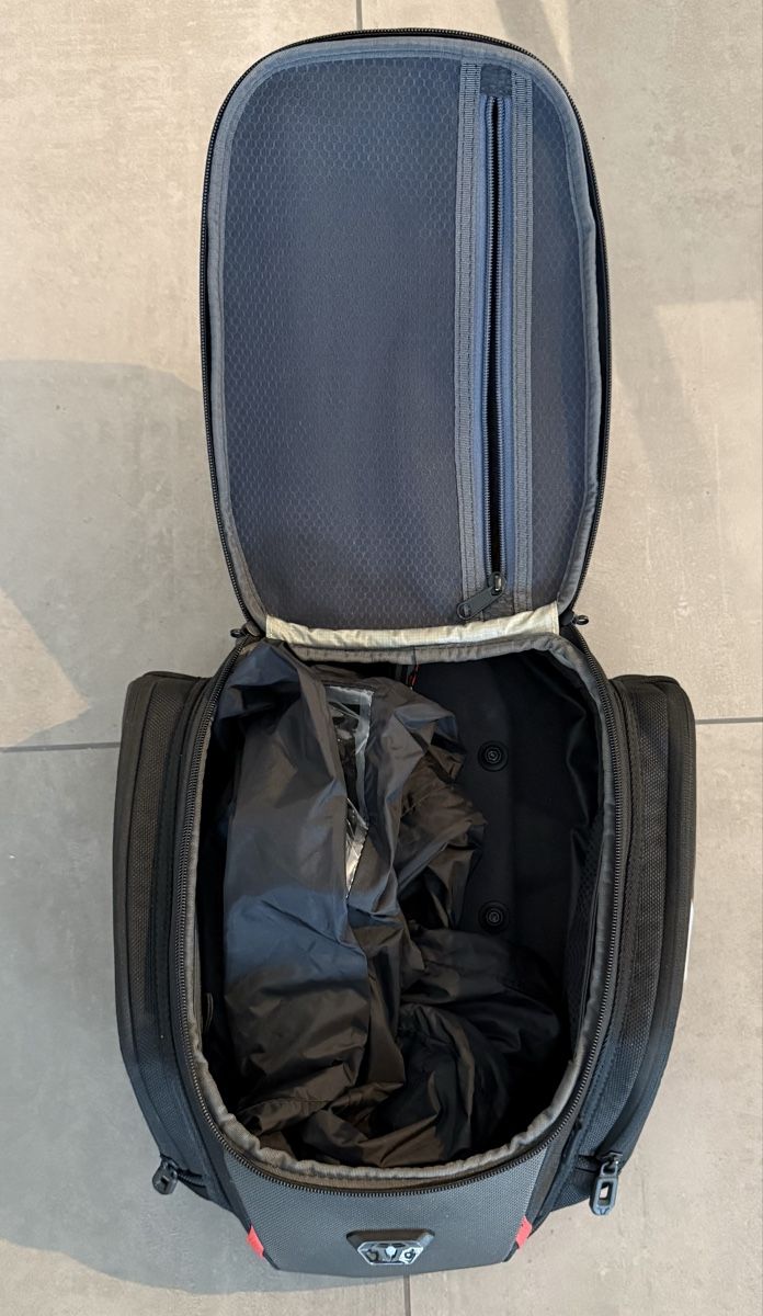 SW-Motech Sacs: Tankrucksack SW Motech Sport Pro – D'occasion à Steinhausen par kay_bny8 1