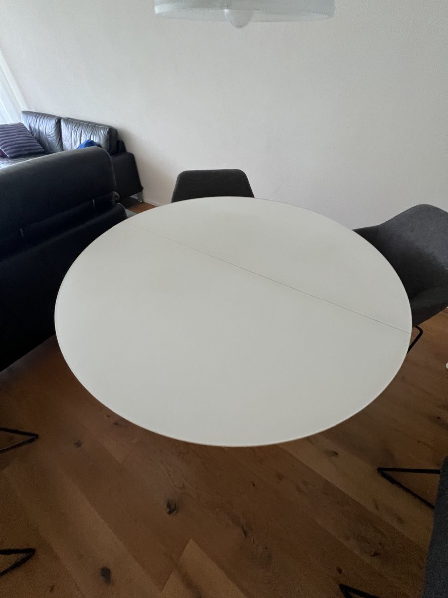 Tables: Esstisch  – D'occasion à Netstal par ezi_7blh