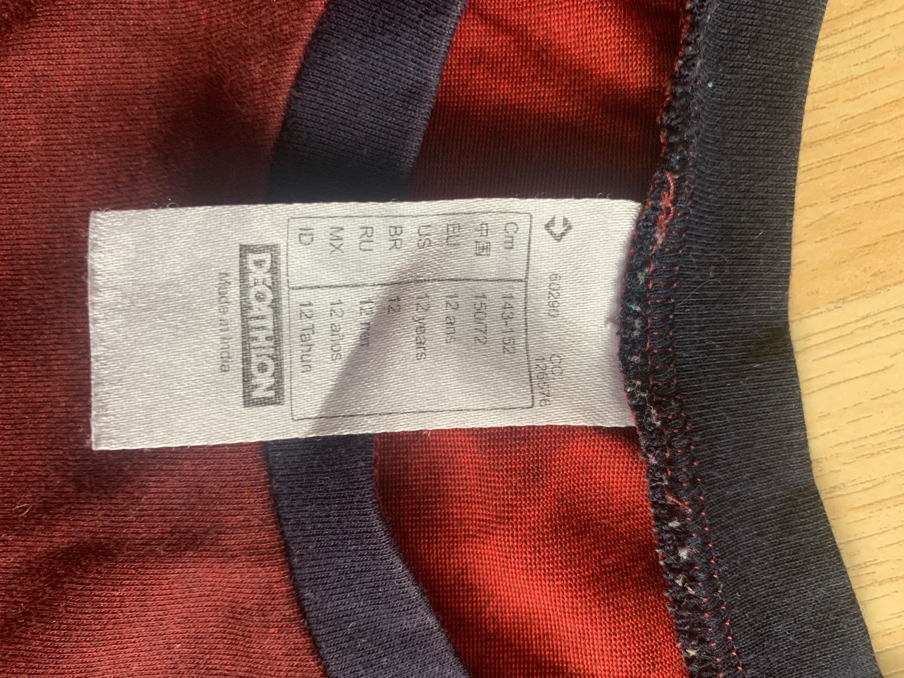 T-shirt: T-Shirt España Rot – Usato da Guttannen venduto da sin_6x72 2