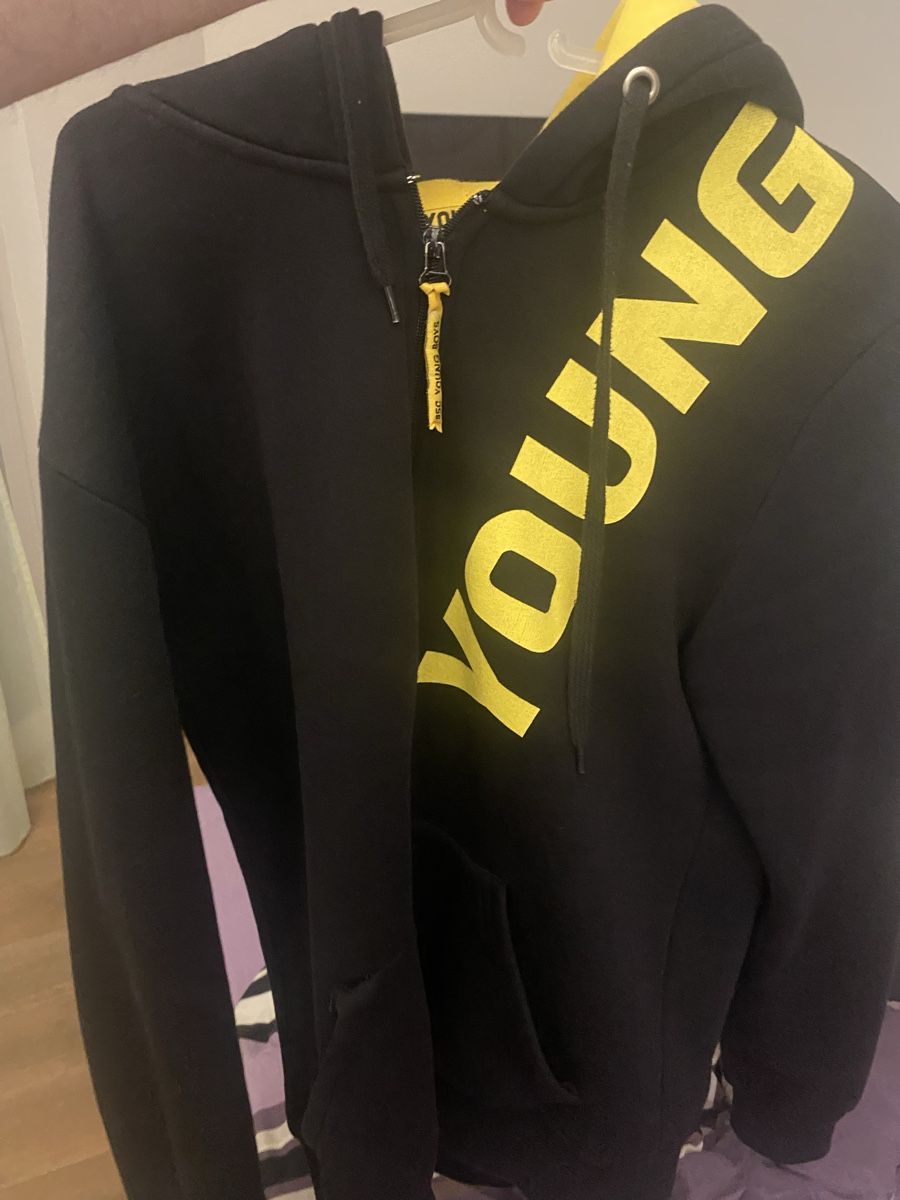 Pulls & Sweat-shirts: YB Hoodie – D'occasion à Belp par Kasparov_K 1