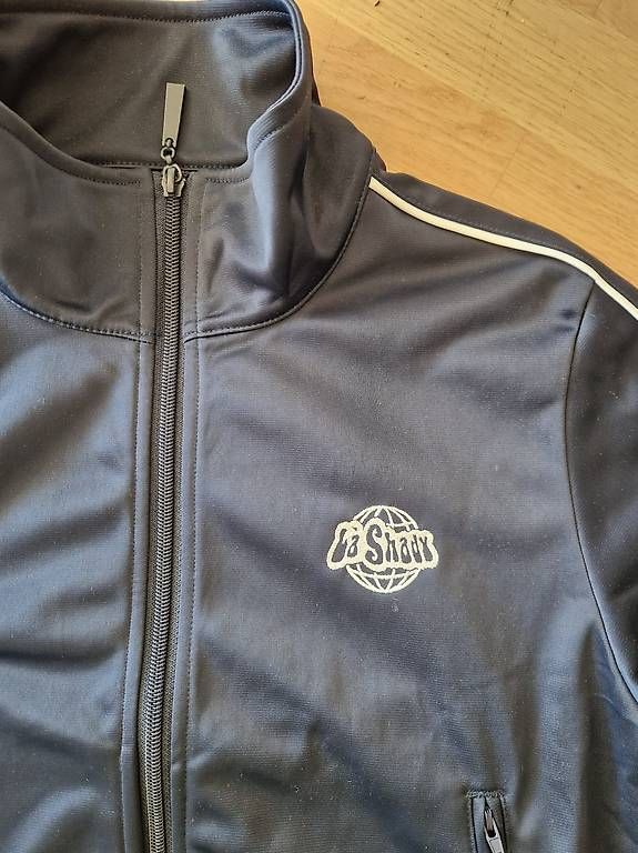 Giacche: La Shady Trainerjacke – Usato da Adligenswil venduto da Nesberto 1