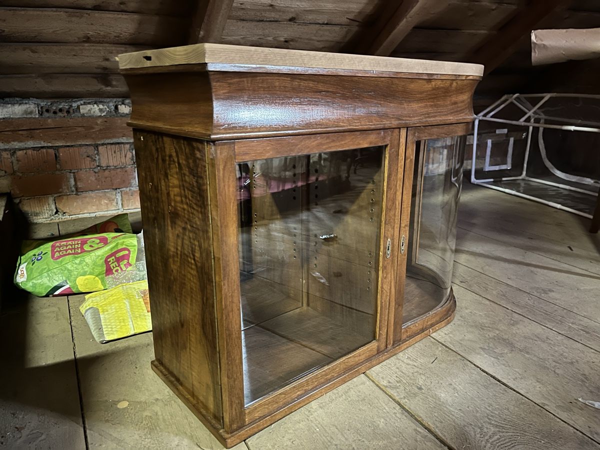 Vetrine: antike vitrine mit gerundetem glas – Usato da Lengnau BE venduto da Meij 3