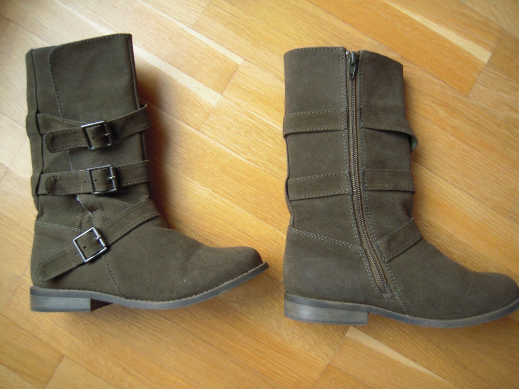Scarpe per ragazze: Dunkelgrüne Mädchen Stiefel Gr 34 – Usato da Uzwil venduto da visions77 3