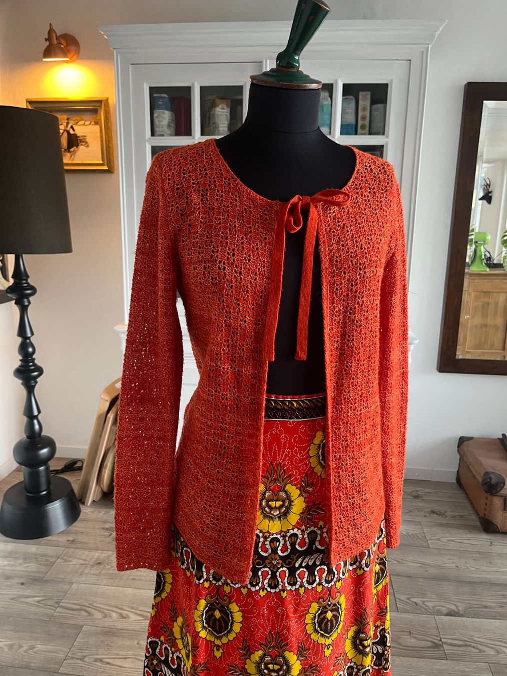 Lotti di vestiti: Ensemble Jupe et gilet Orange – Usato da Seiry venduto da vanille08 1