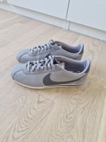 Nike Cortez Turnschuhe grau Grösse 40 guter Zustand