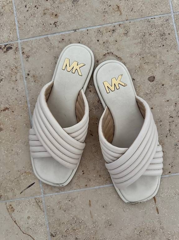 Scarpe da donna: Michael Kors Pantoletten Gr. 39 – Usato da Zürich venduto da _nushy