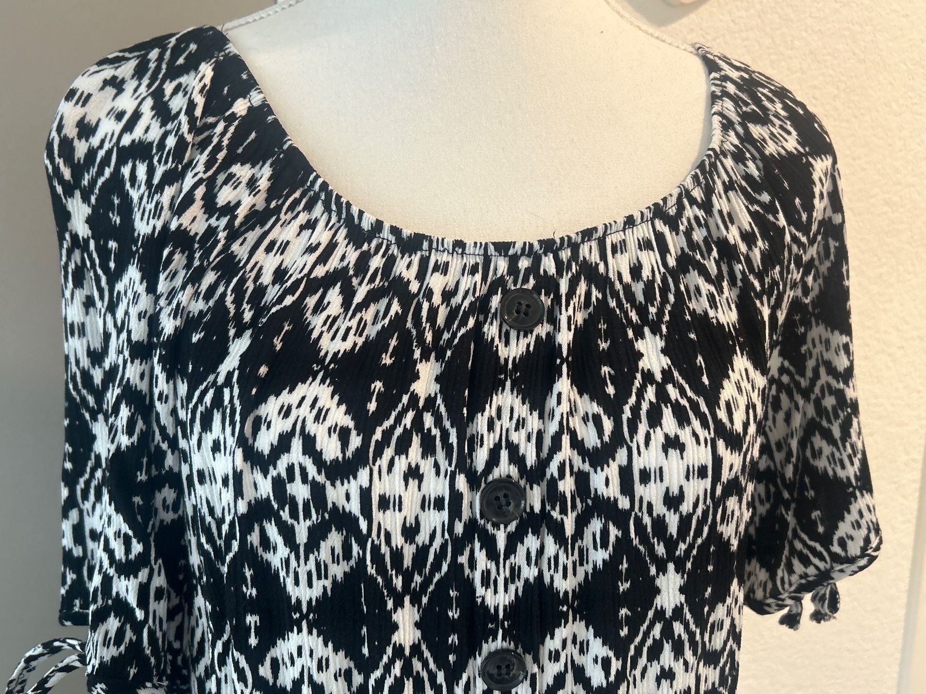 Camicette: Blusenshirt schwarz mit Muster von Chicorée Gr. M – Usato da Brunnen venduto da Nala2929 3