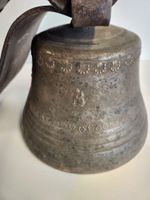 Antike Kuhglocke mit Lederband, Glocke, Vintage