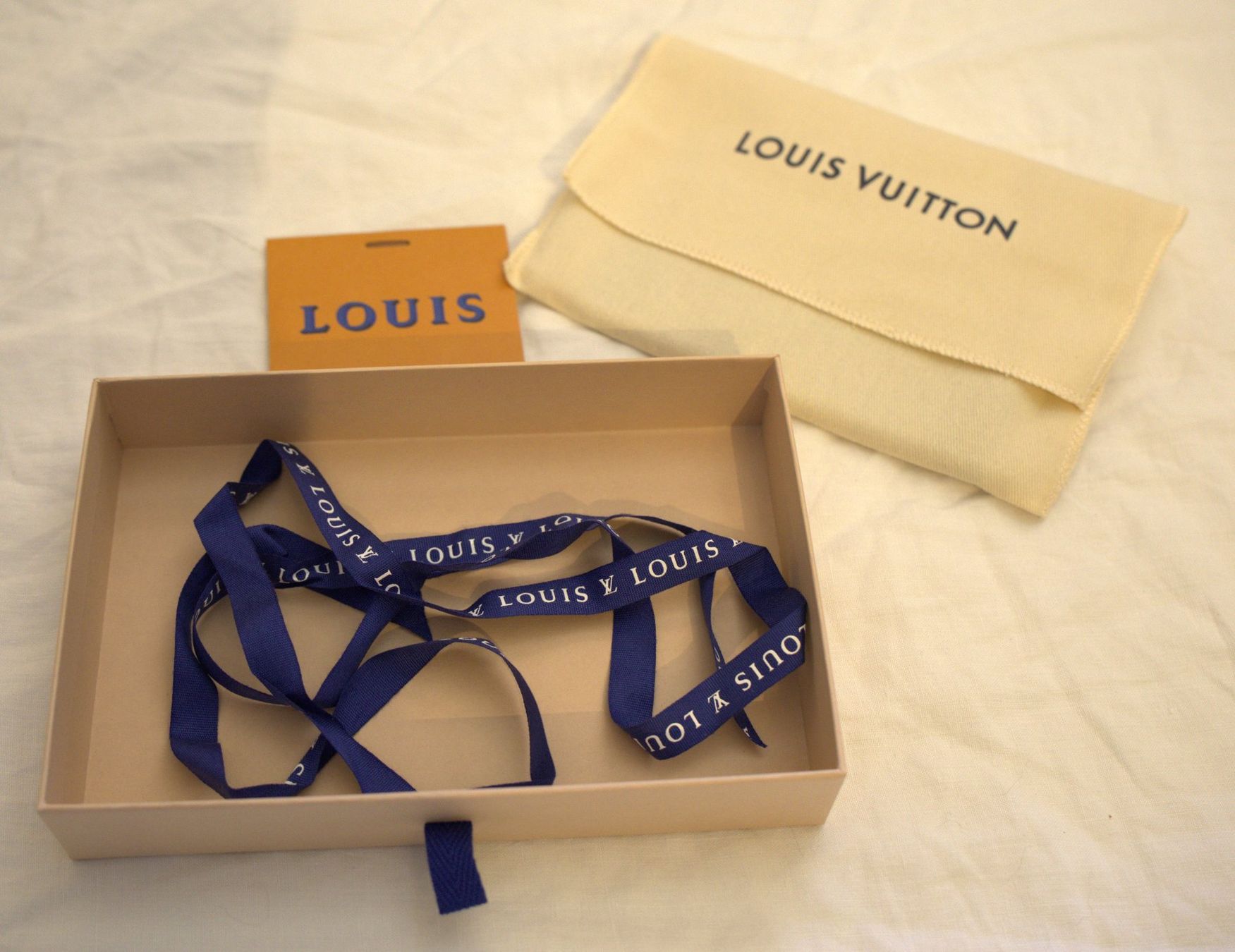 Louis Vuitton Portefeuilles: Louis Vuitton Wallet – Neuf avec emballage d'origine à Chesières par birti 5