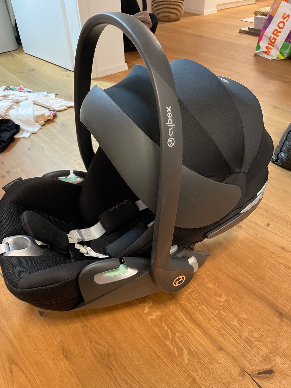Cybex Auto-Kindersitze: Cybex Cloud T – Gebraucht aus Herisau von Simona_Bischof 2