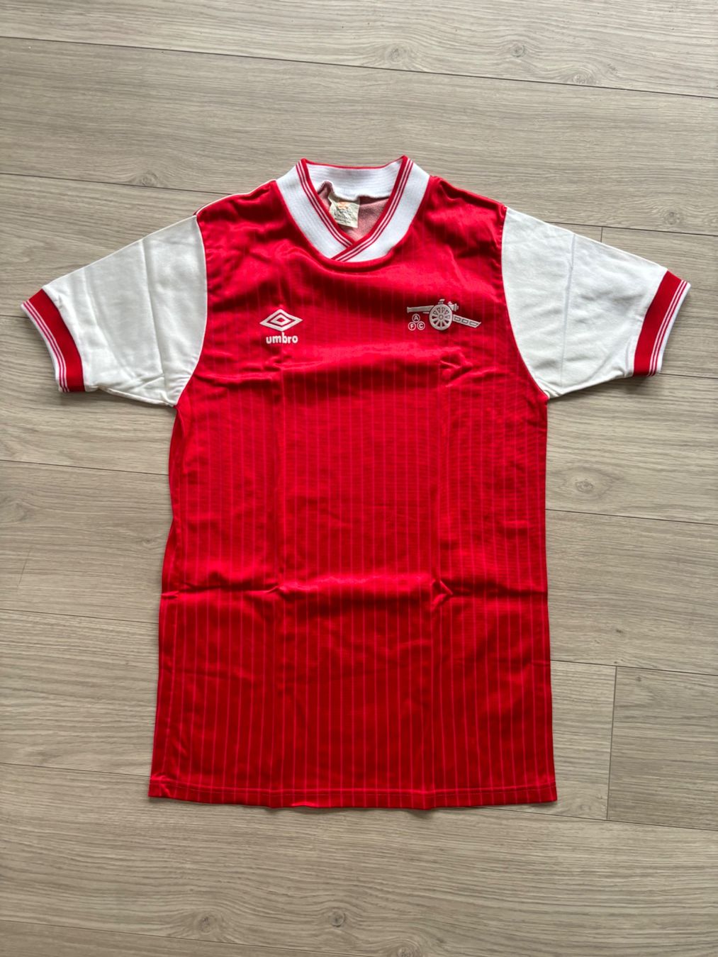 Maillots de corps & Pantalons: 1984-85 Arsenal Home Shirt – D'occasion à Cadenazzo par fab_2wkm