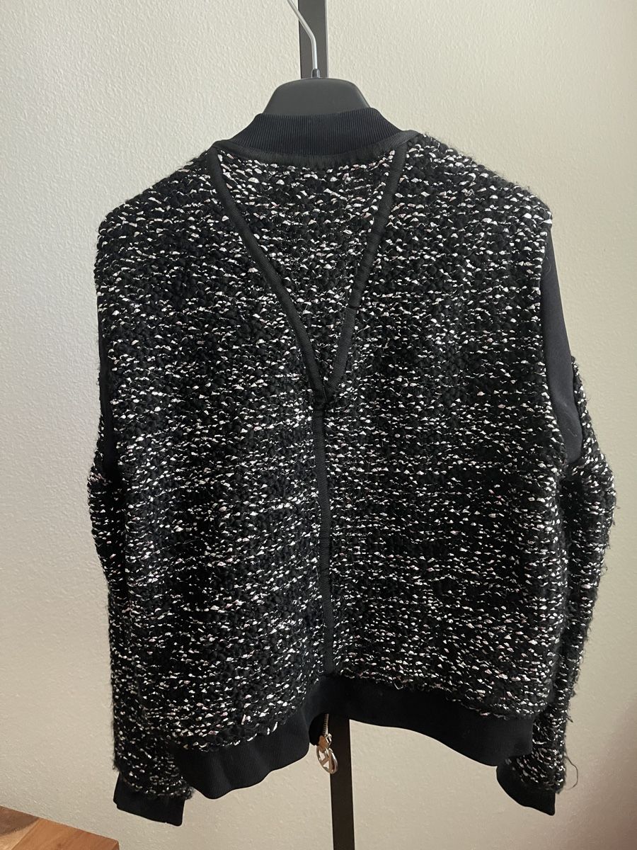 Karl Lagerfeld Pullover & Sweatshirts: Karl Lagerfeld Pullover schwarz/lurex Grösse S – Gebraucht aus Greifensee von 27Coco27 2