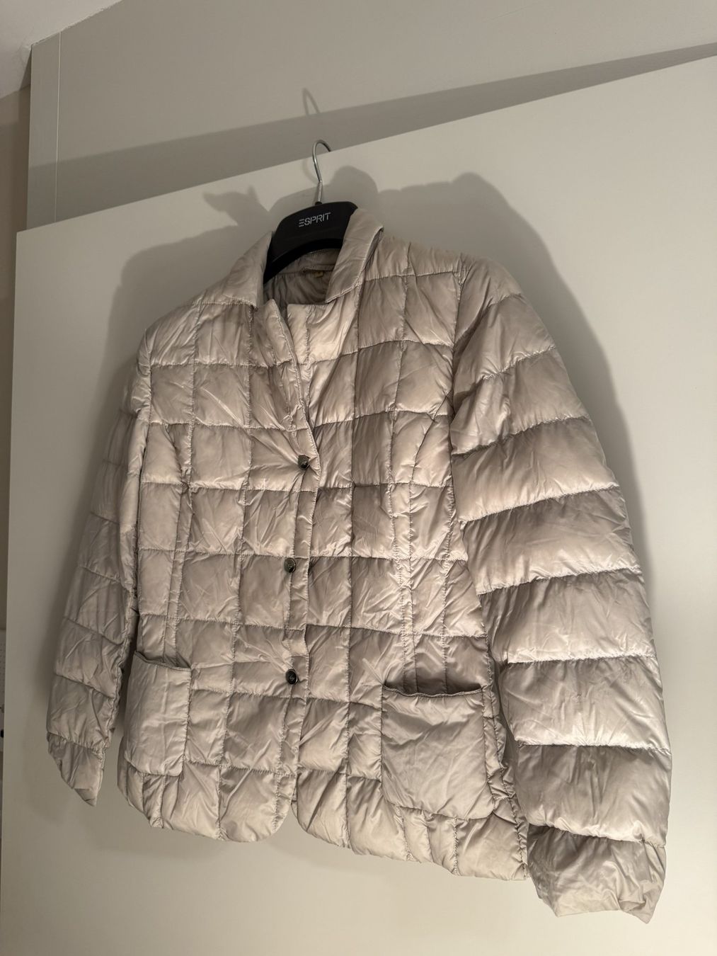 Fay Jacken: Fay Damen Steppjacke beige/taupe Gr. S – Gebraucht aus Zürich von SEDRAEN
