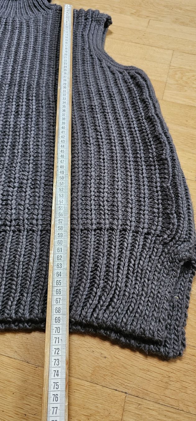 Pullover & Sweatshirts: Pullover mit grossem Kragen ,grau Strick Grösse M  – Gebraucht aus Ferden von jemyce 5