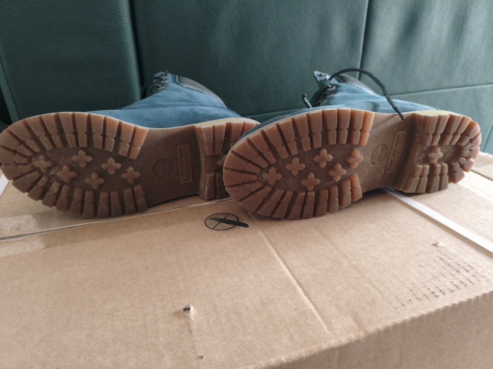 Timberland Scarpe da donna: stivali timberland – Usato da Bioggio venduto da OresteIronix 3
