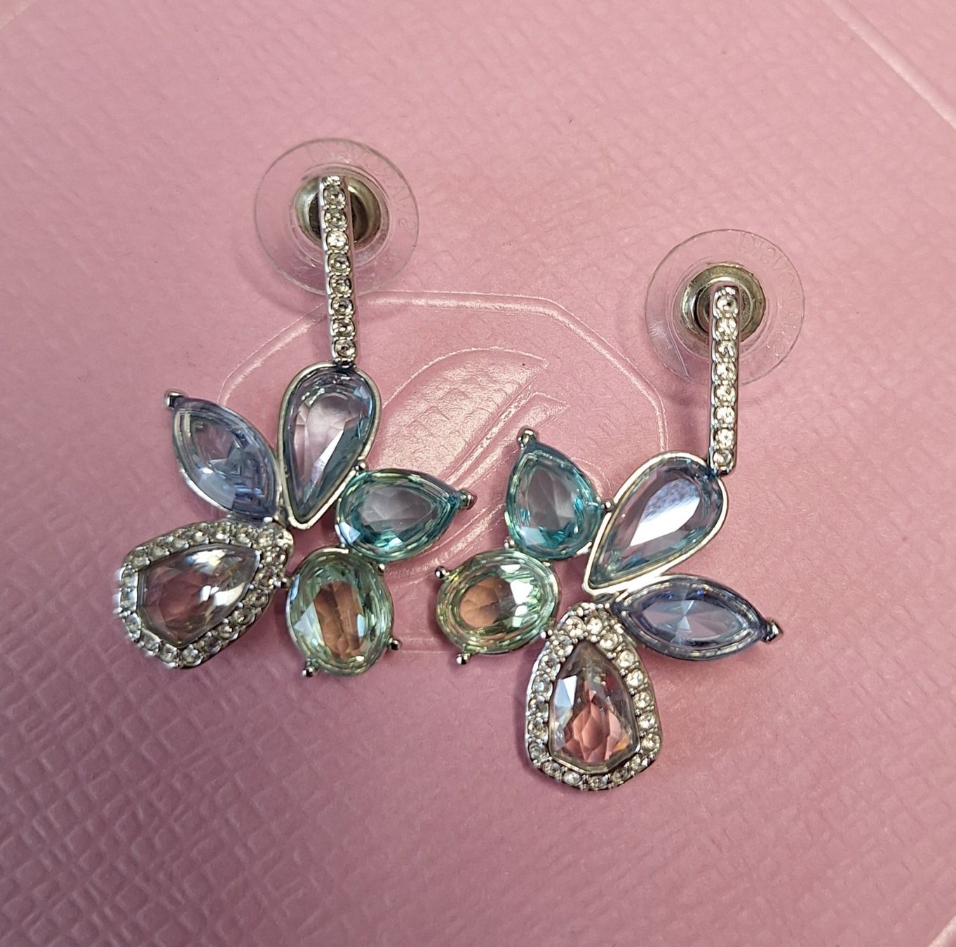 Swarovski Boucles d'oreille: Swarovski Ohrringe – D'occasion à Lachen SZ par Click21