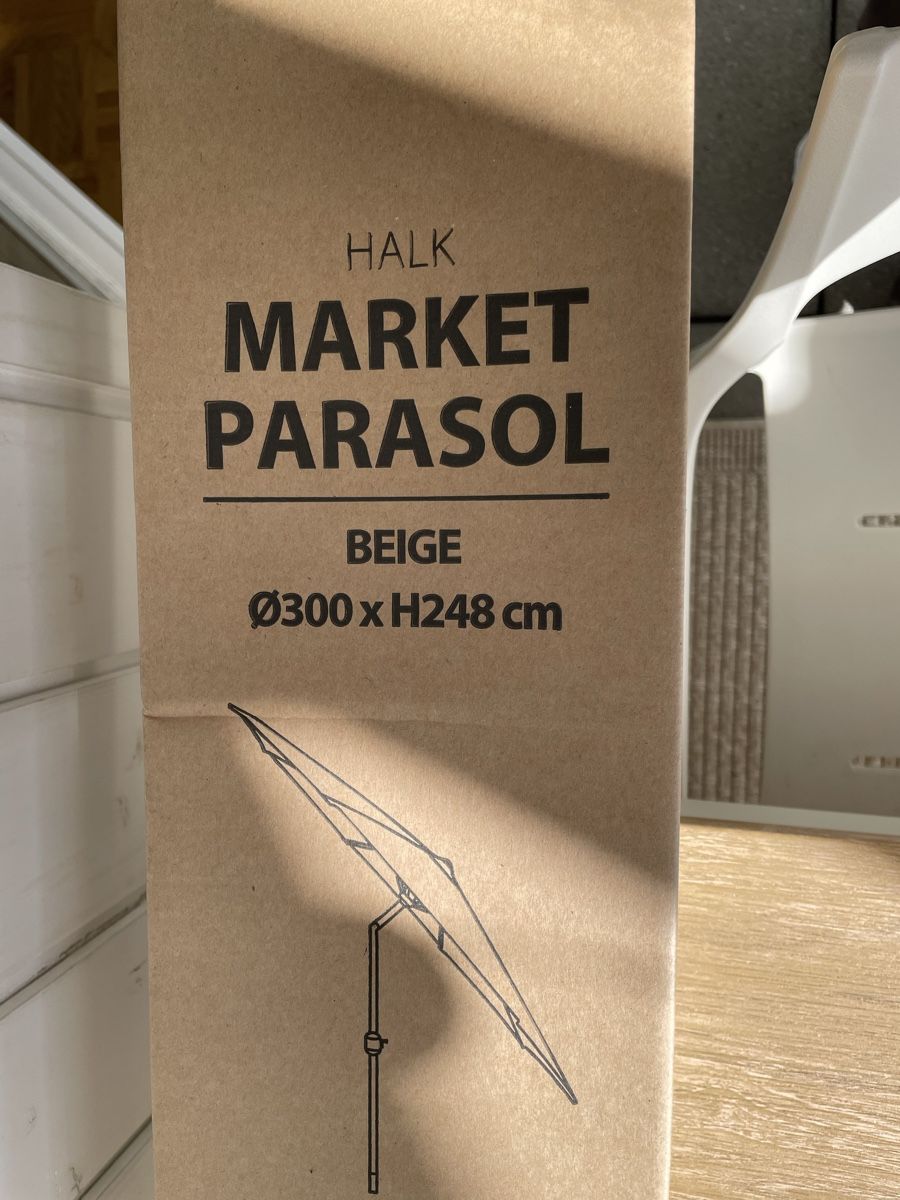 Jysk Ombrelloni: Neuer Sonnenschirm beige – Nuovo e nell'imballaggio originale da Stans venduto da Stefanie_Urech 1
