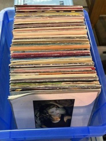 Schallplatten: 111 singles – Gebraucht aus Lupfig von fred-feuerstein
